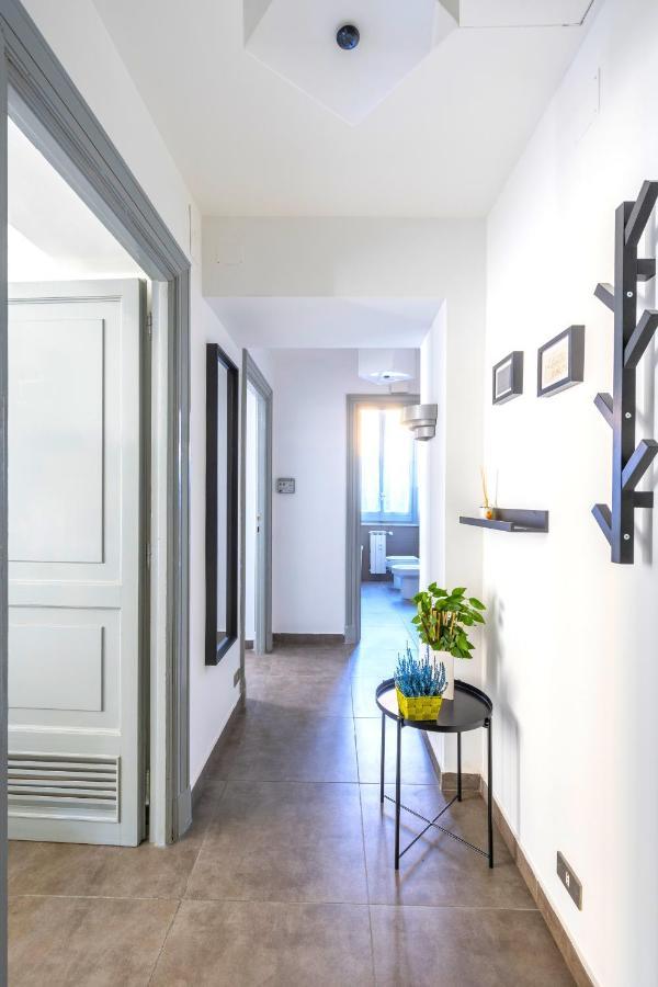 Hostly - Nicole Apartment Volturno- Full Rome Center Exterior foto